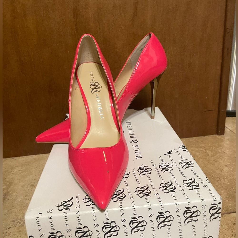 Rock Republic hot pink stilettos, excellent condition, never worn, size 8